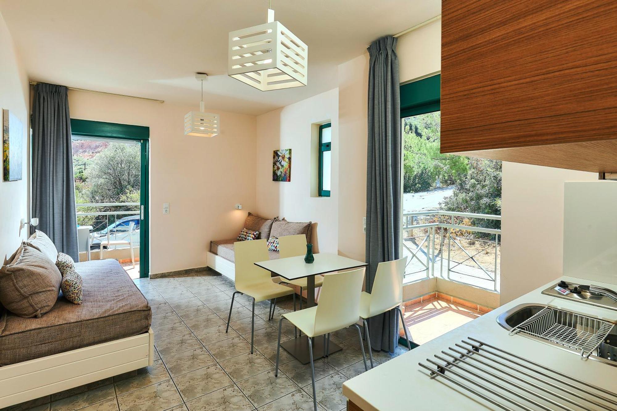 Bella Vista Hotel "By Checkin" Херсонисос Екстериор снимка