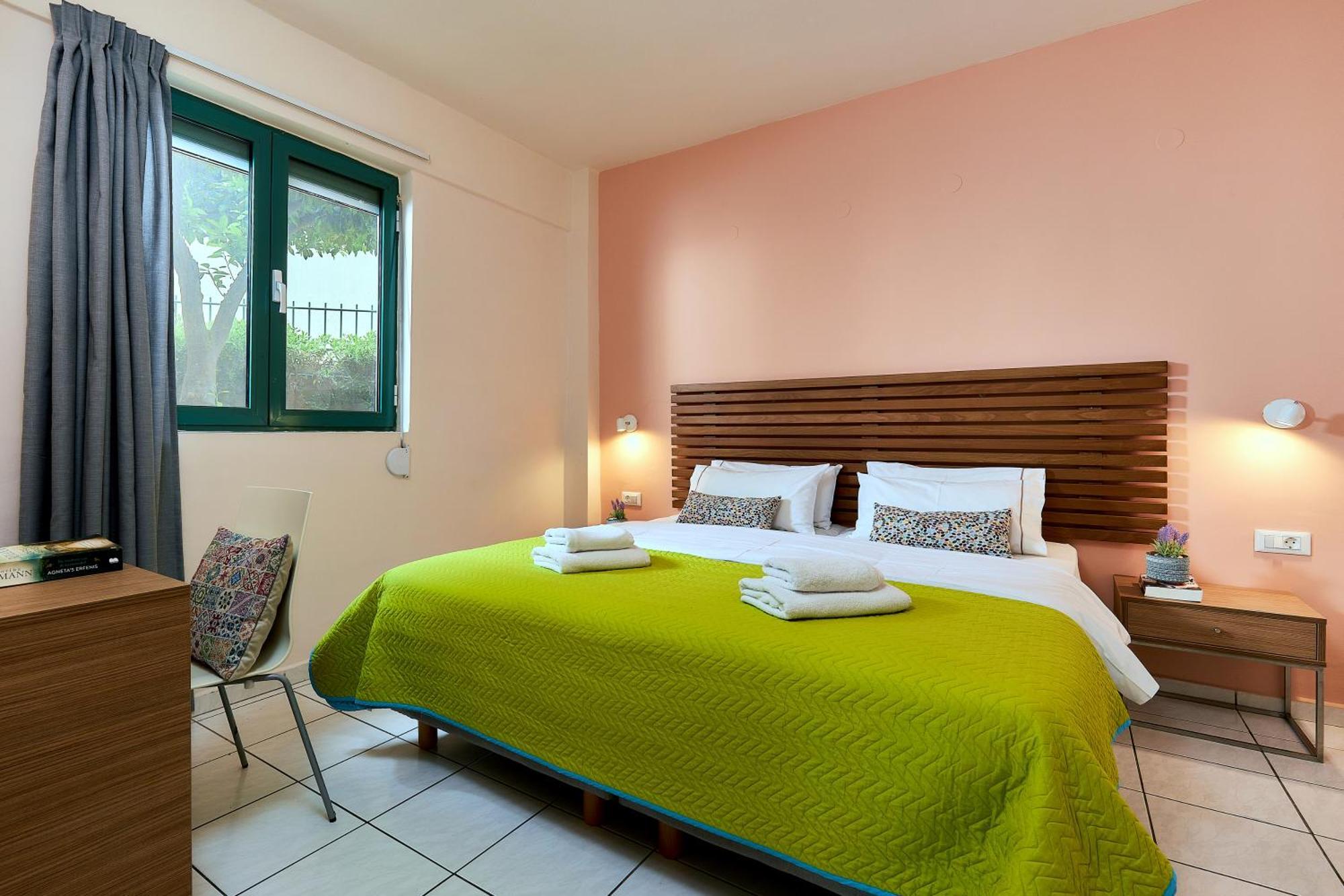Bella Vista Hotel "By Checkin" Херсонисос Екстериор снимка