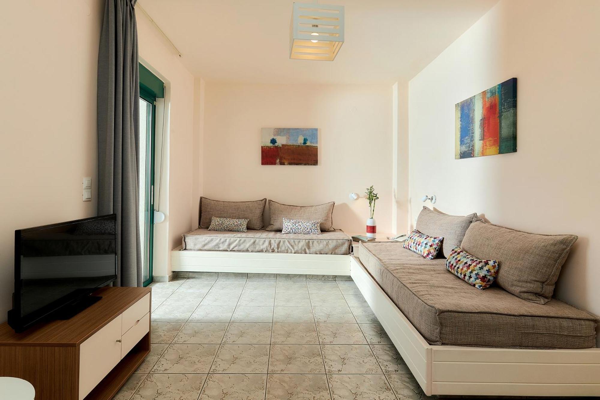 Bella Vista Hotel "By Checkin" Херсонисос Екстериор снимка