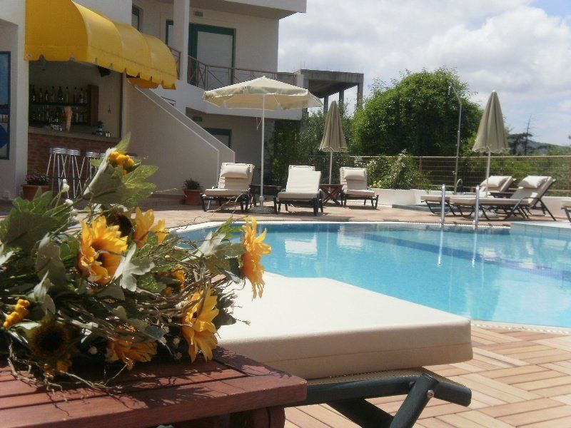 Bella Vista Hotel "By Checkin" Херсонисос Екстериор снимка