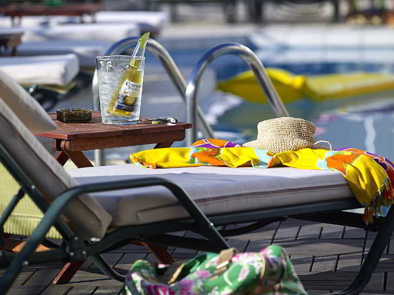 Bella Vista Hotel "By Checkin" Херсонисос Екстериор снимка